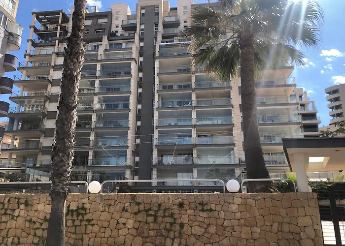 Magic - 1st Line, Seaview, Pool & Parking *