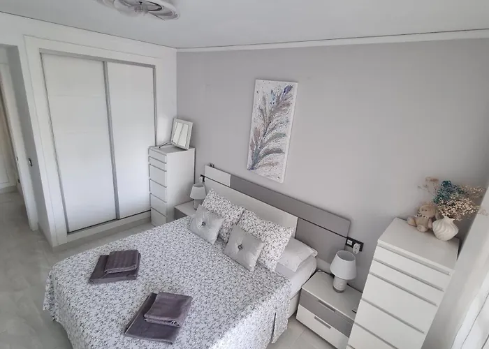 Magic - 1st Line, Seaview, Pool & Parking Apartment Ifach
